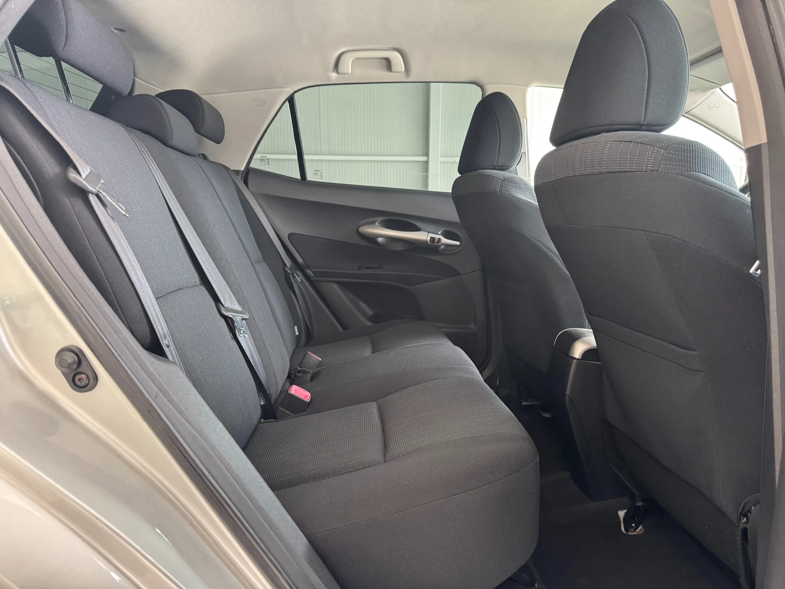 Toyota Auris 1.4-D4D-90к.с. 6-ск., снимка 12 - Автомобили и джипове - 54268584