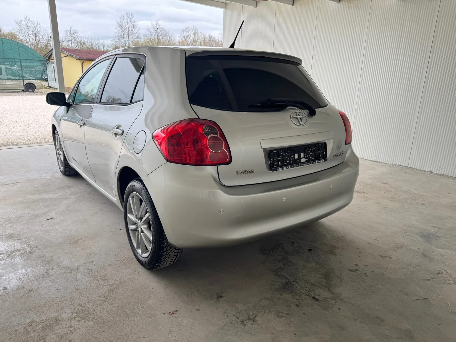 Toyota Auris 1.4-D4D-90к.с. 6-ск., снимка 4 - Автомобили и джипове - 54268584