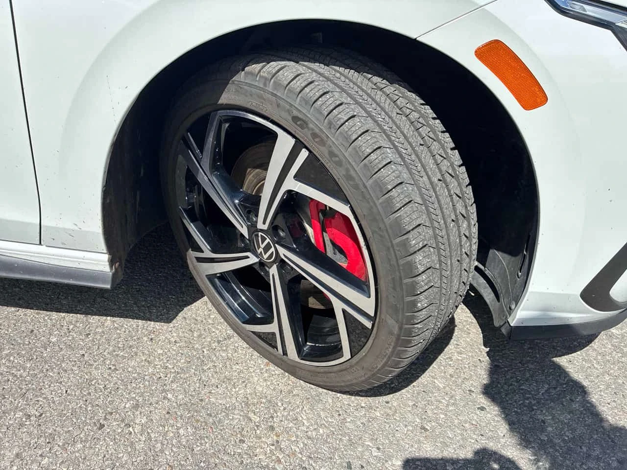VW Golf GTI | ПОДГРЕВ | КАМЕРА | CARFAX | , снимка 7 - Автомобили и джипове - 54826290