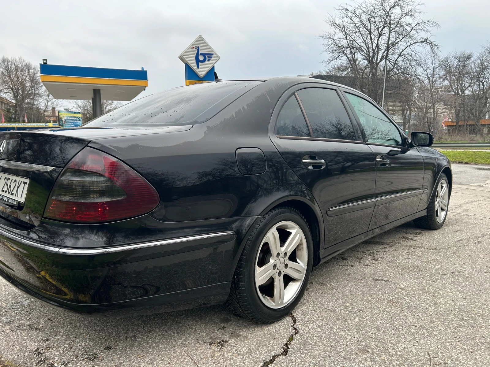 Mercedes-Benz E 280 3.0, снимка 3 - Автомобили и джипове - 55079703