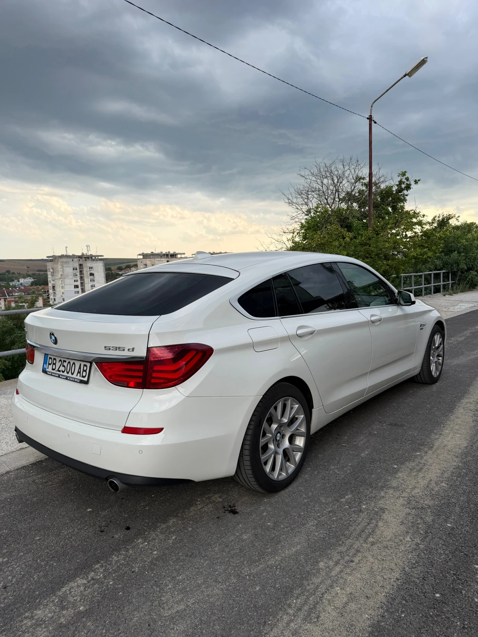 BMW 5 Gran Turismo, снимка 5 - Автомобили и джипове - 55344603