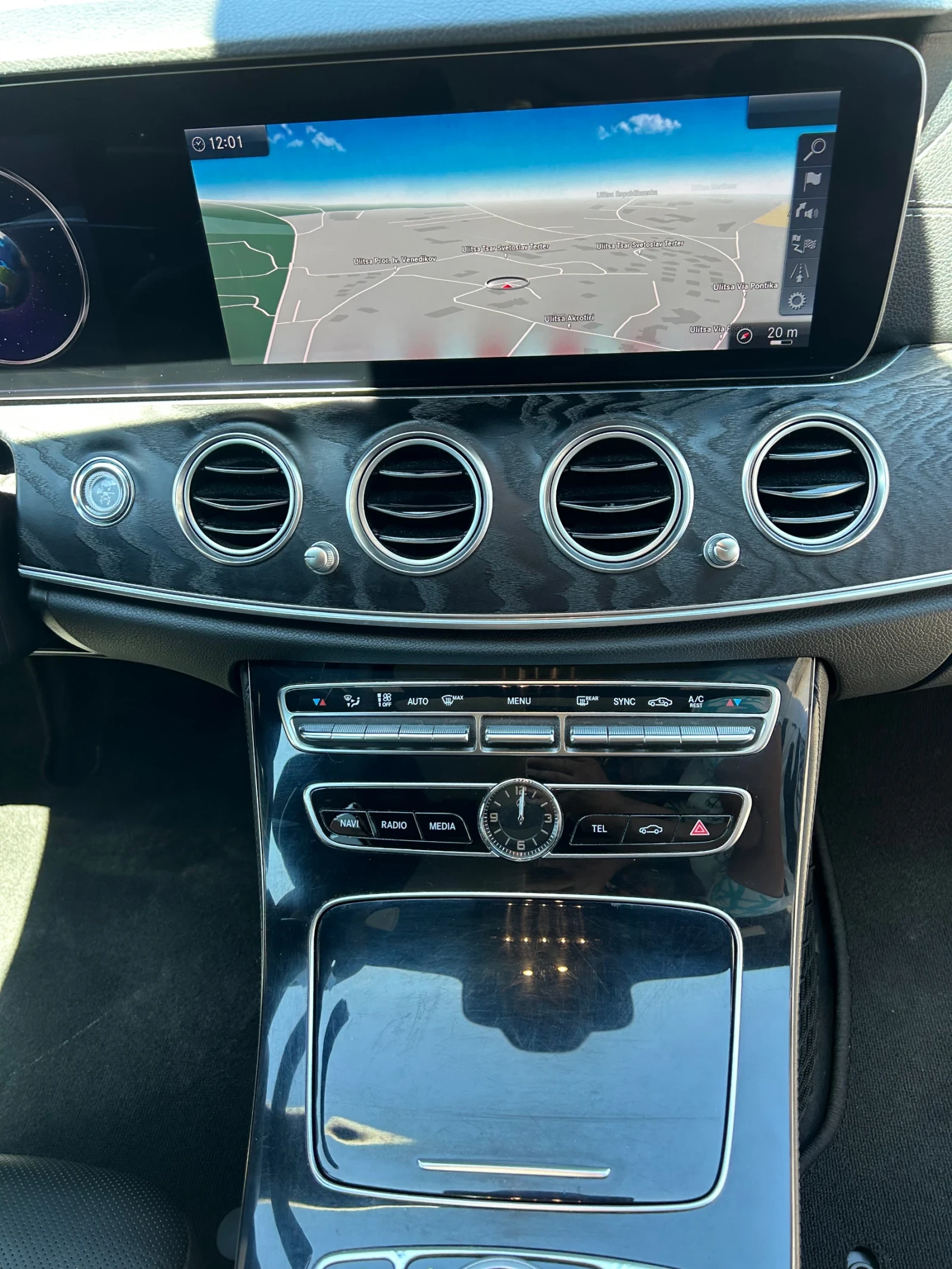Mercedes-Benz E 43 AMG Лизинг, снимка 16 - Автомобили и джипове - 55420610