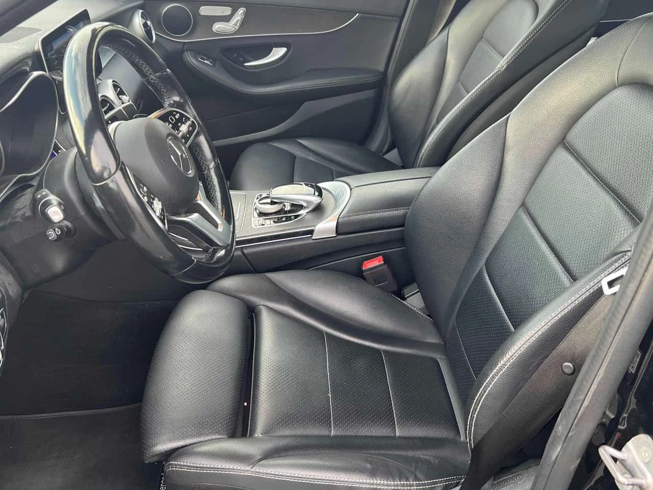 Mercedes-Benz C 300 * Един собственик * Без инциденти * CARFAX * , снимка 10 - Автомобили и джипове - 55483360