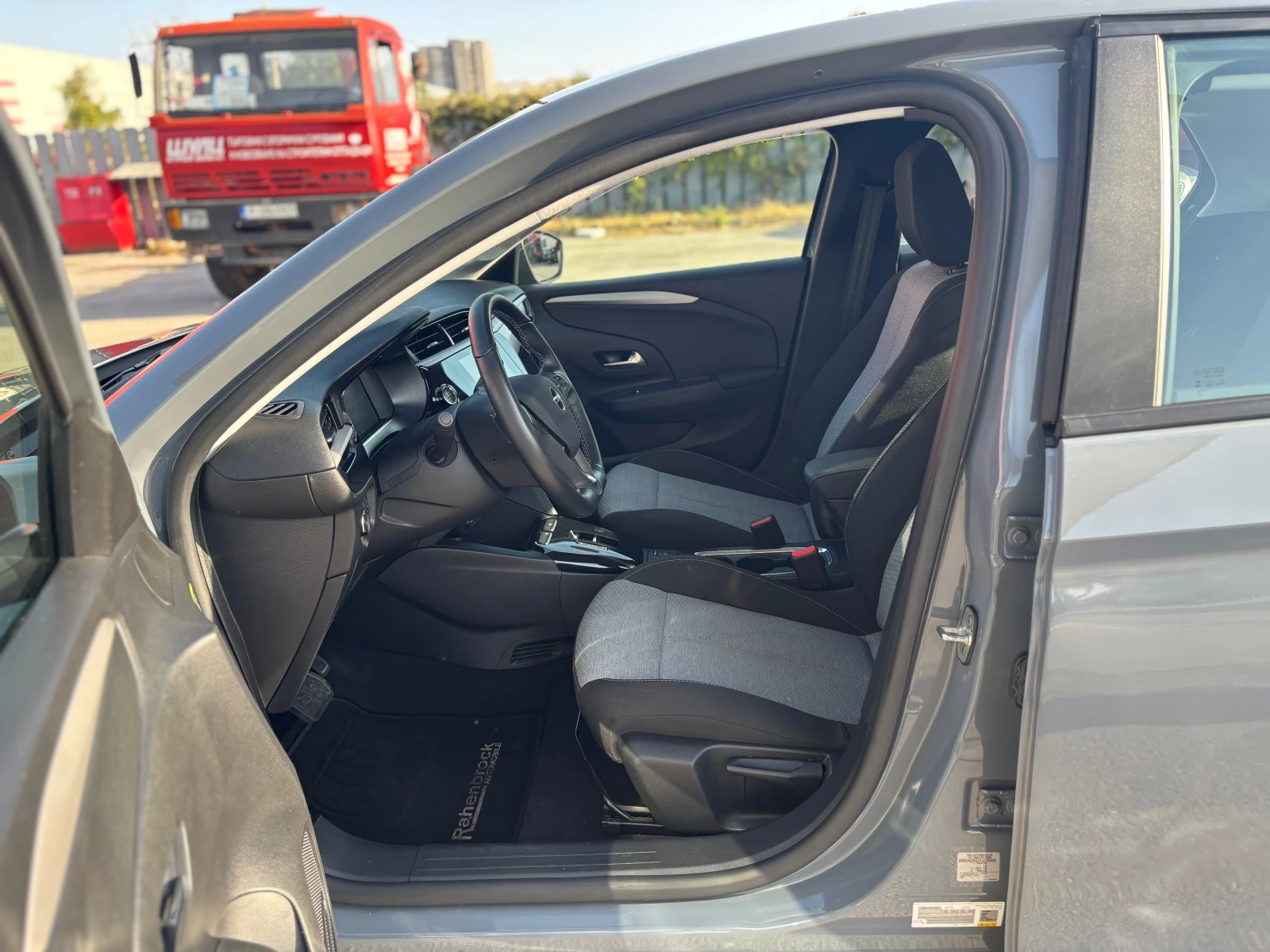 Opel Corsa e-Corsa , снимка 9 - Автомобили и джипове - 55884177