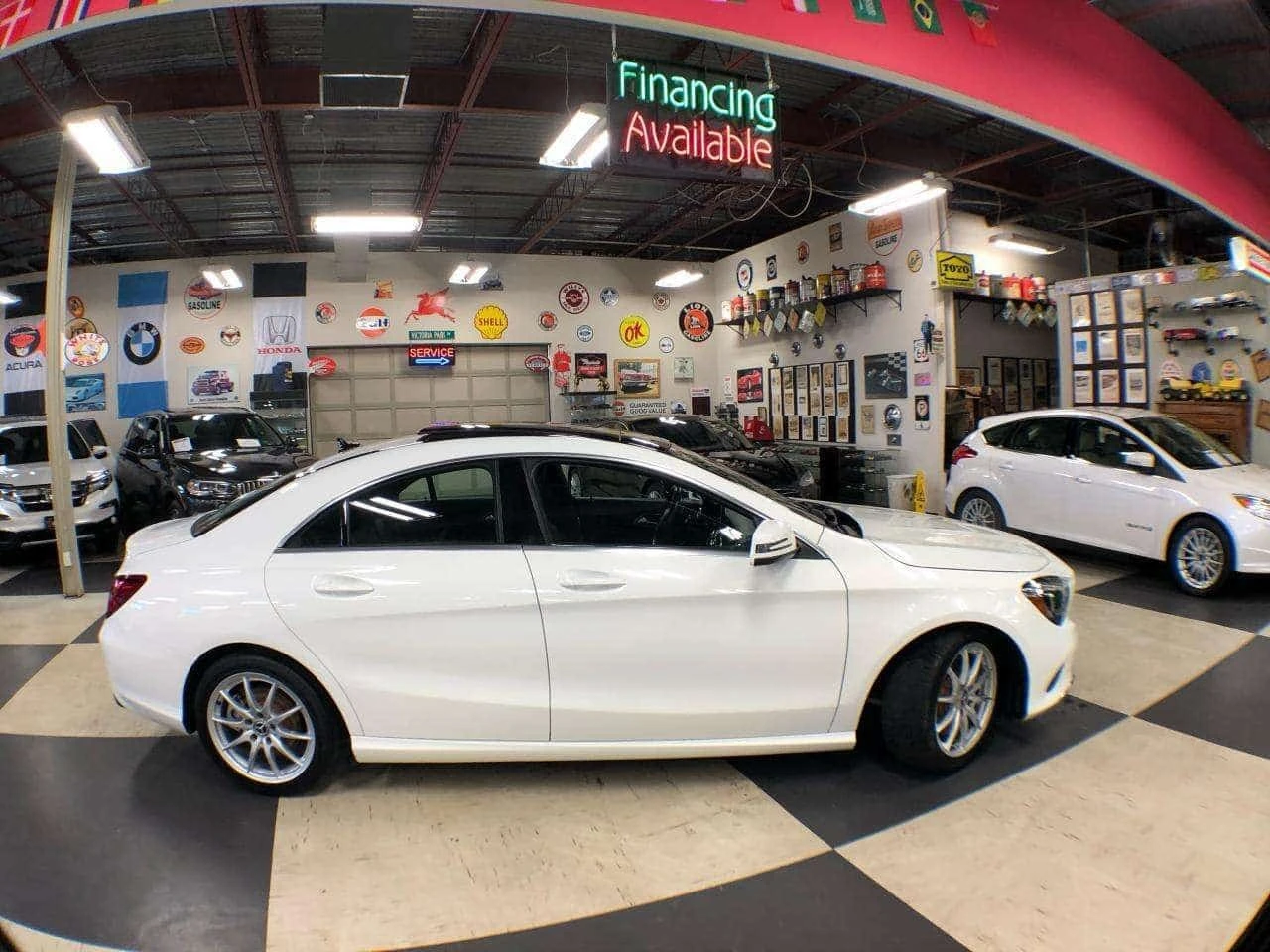 Mercedes-Benz CLA 250 * 4MATIC LEATHER PAN/ROOF NAV B/SPOT CAMERА, снимка 8 - Автомобили и джипове - 56213840