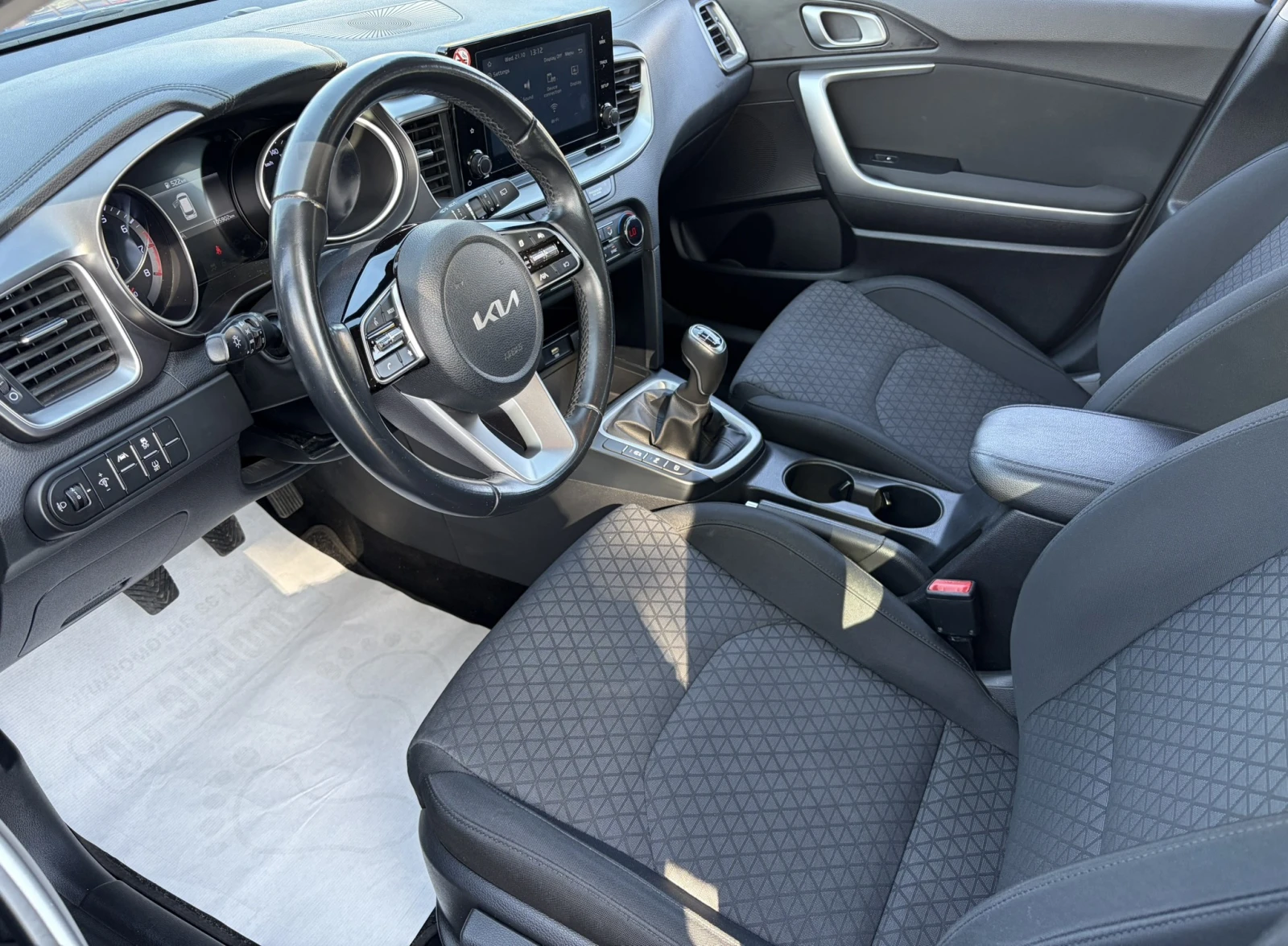 Kia Ceed 1.0Т Comfort, снимка 7 - Автомобили и джипове - 56722322
