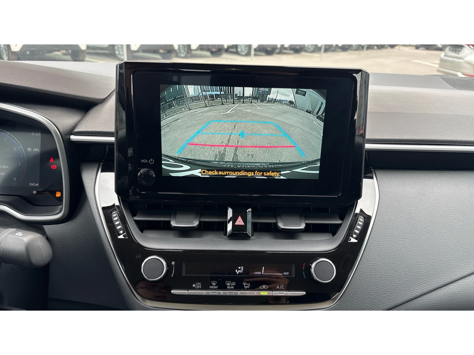 Toyota Corolla SEDAN 1.5 6MT 123�.�, ������� ������ �� 108   | Mobile.bg � ����������� 13