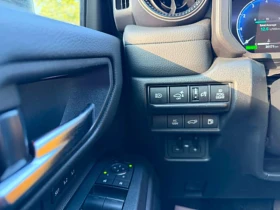Toyota Land cruiser * 4WD * CARFAX * ОПЦИЯ ЗА ФИНАНСИРАНЕ, снимка 13