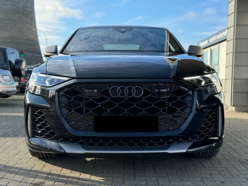 Audi RSQ8 PERFROMANCE/CERAMIC/CARBON/HEAD UP/B&O/PANO/MATRIX, снимка 2 - Автомобили и джипове - 48692480