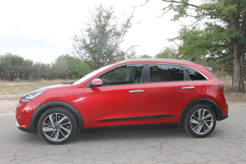 Kia Niro 140000 км. ИТАЛИЯ, НОВ ВНОС, EVRO 6D, снимка 4 - Автомобили и джипове - 51848707