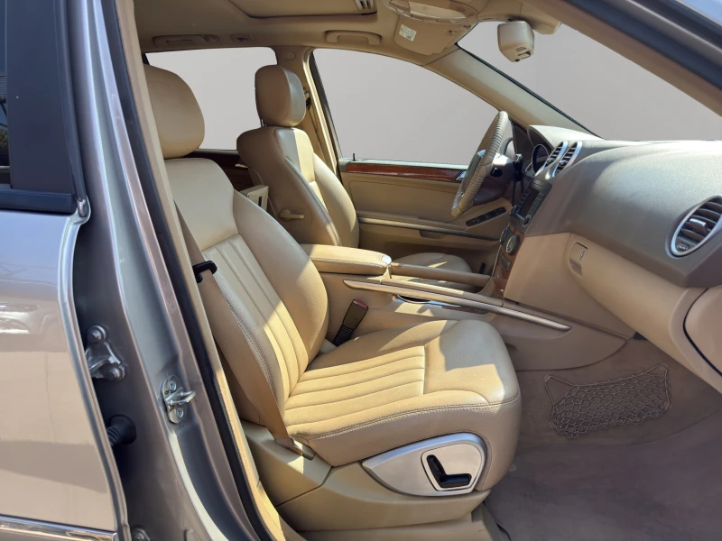 Mercedes-Benz ML 320 CDI 4 MATIC, снимка 12 - Автомобили и джипове - 52489288