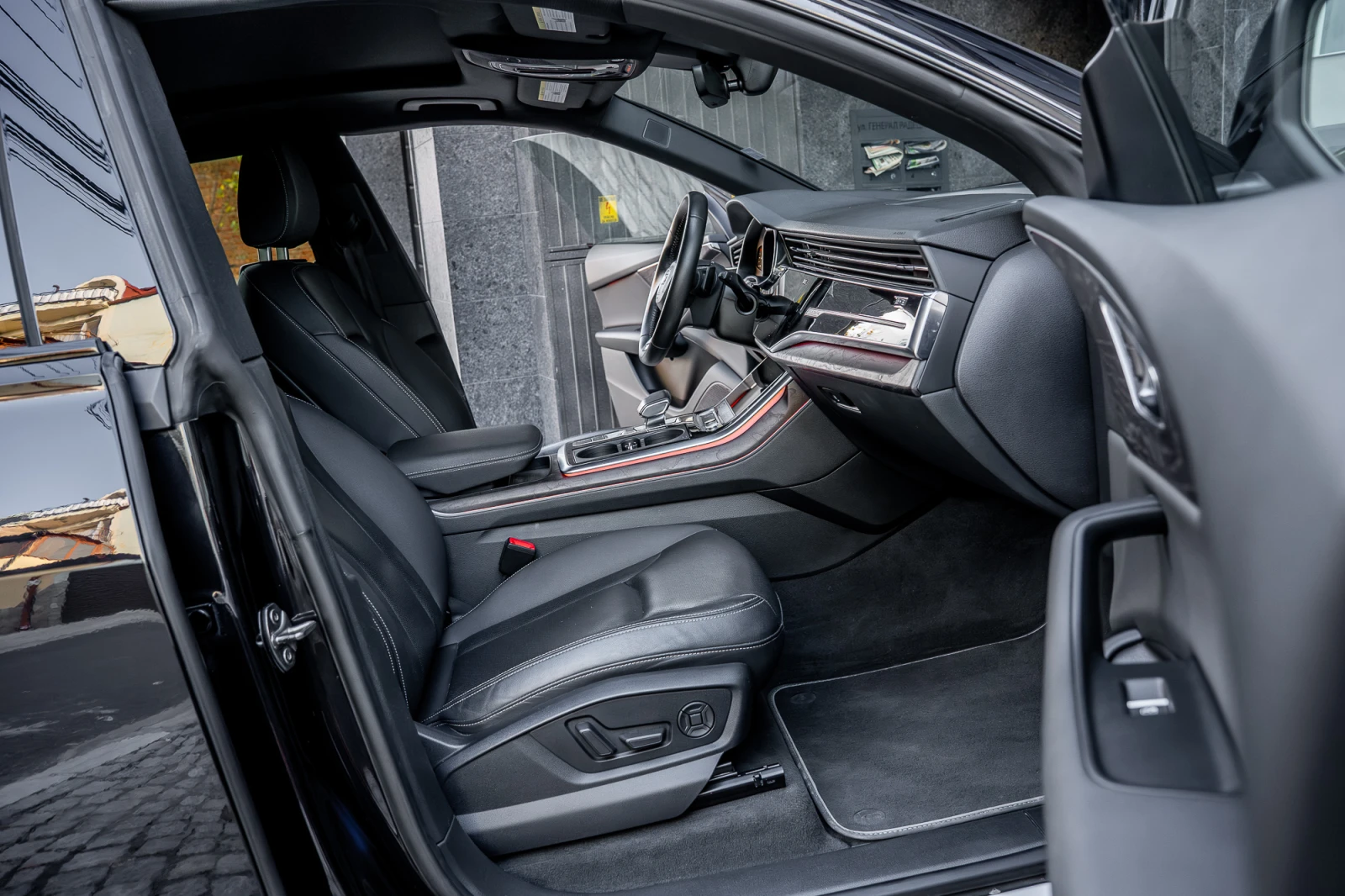 Audi Q8 SQ8 55 TFSI  | Mobile.bg   10