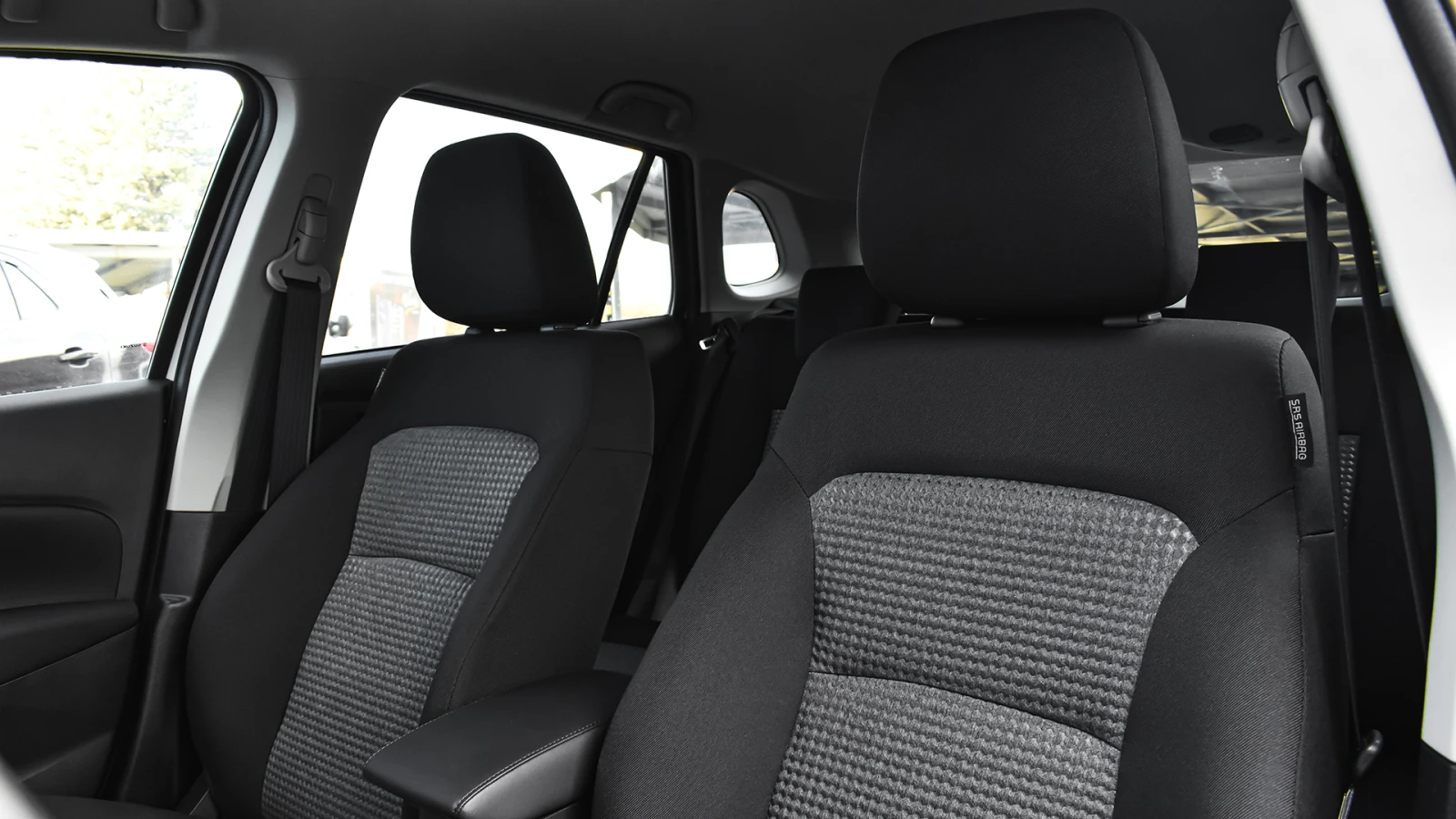 Suzuki SX4 S-Cross GL+ 1.4 Boosterjet Mild Hybrid - изображение 10