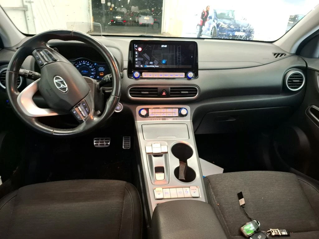Hyundai Kona 39 kWh Creative, снимка 10 - Автомобили и джипове - 53814737