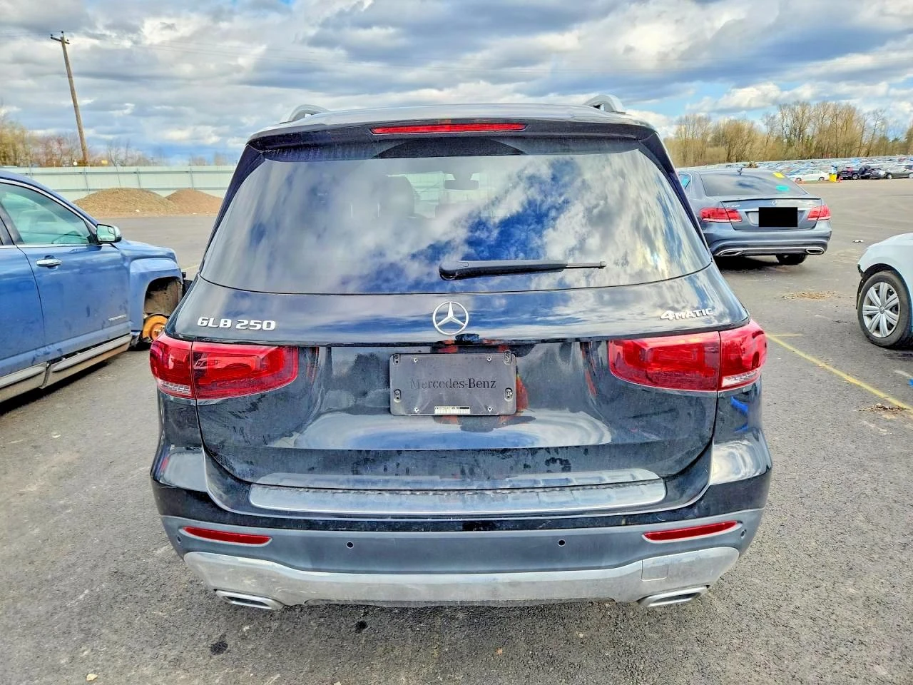 Mercedes-Benz GLB 2.0l 250 4Matic, снимка 6 - Автомобили и джипове - 54064567