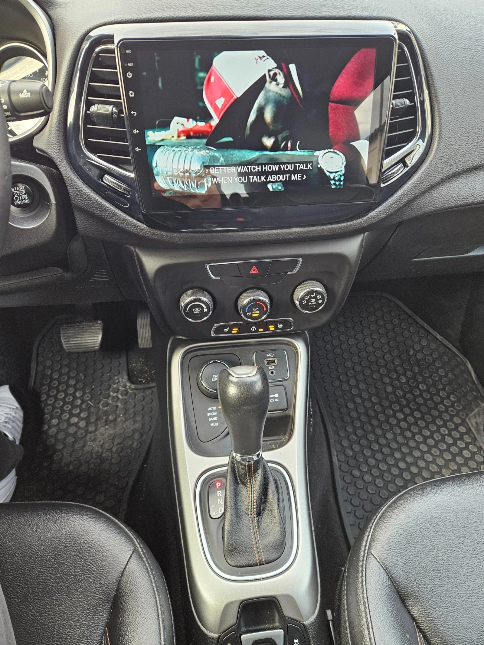 Jeep Compass 2.4L LATITUDE, снимка 8 - Автомобили и джипове - 54179263