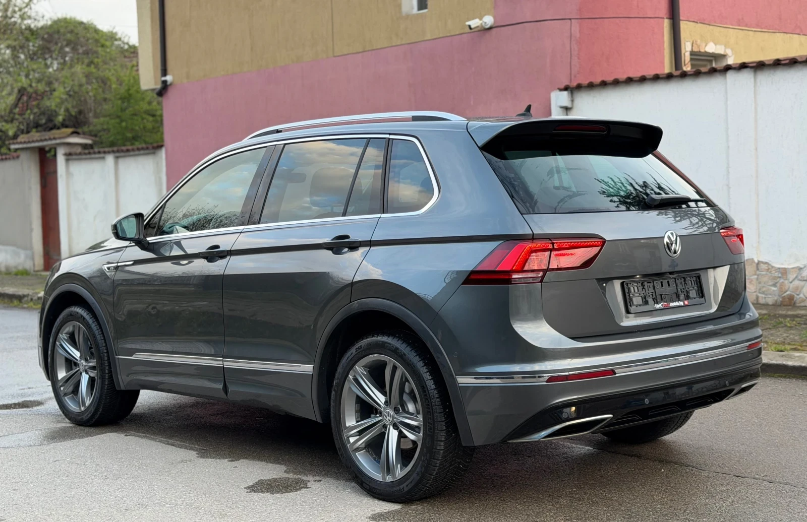VW Tiguan 2.0 R-LINE 4 MOTION ���� ��������� | Mobile.bg � ����������� 4