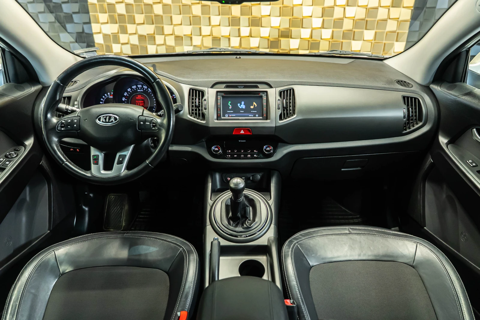 Kia Sportage, снимка 10 - Автомобили и джипове - 54287178