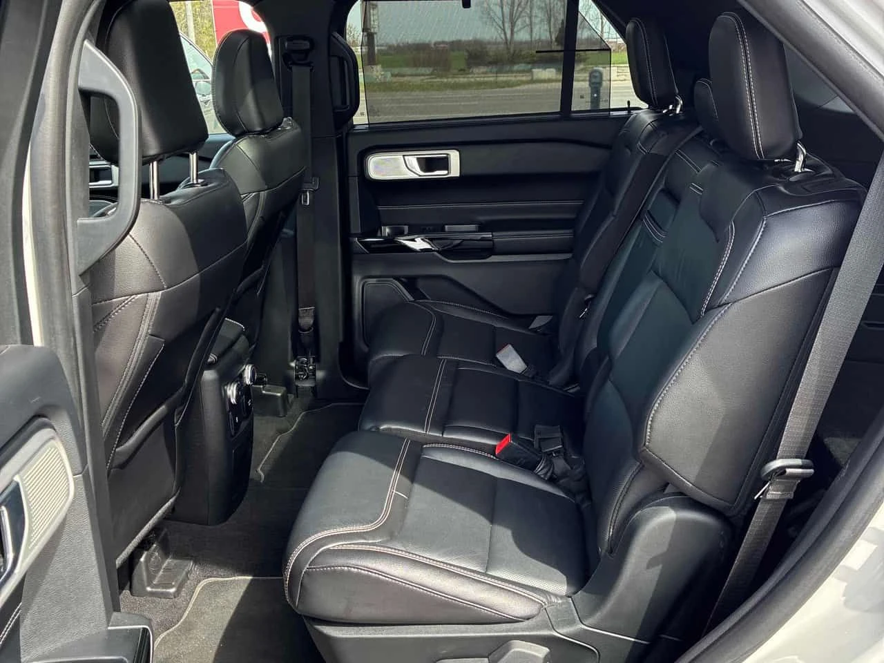 Ford Explorer * ST * PANO* KEYLESS* ПОДГРЕВ* , снимка 17 - Автомобили и джипове - 54347500