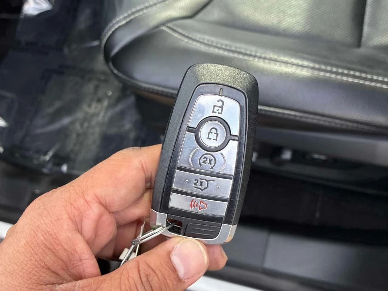 Ford Explorer * ST * PANO* KEYLESS* ПОДГРЕВ* , снимка 14 - Автомобили и джипове - 54347500