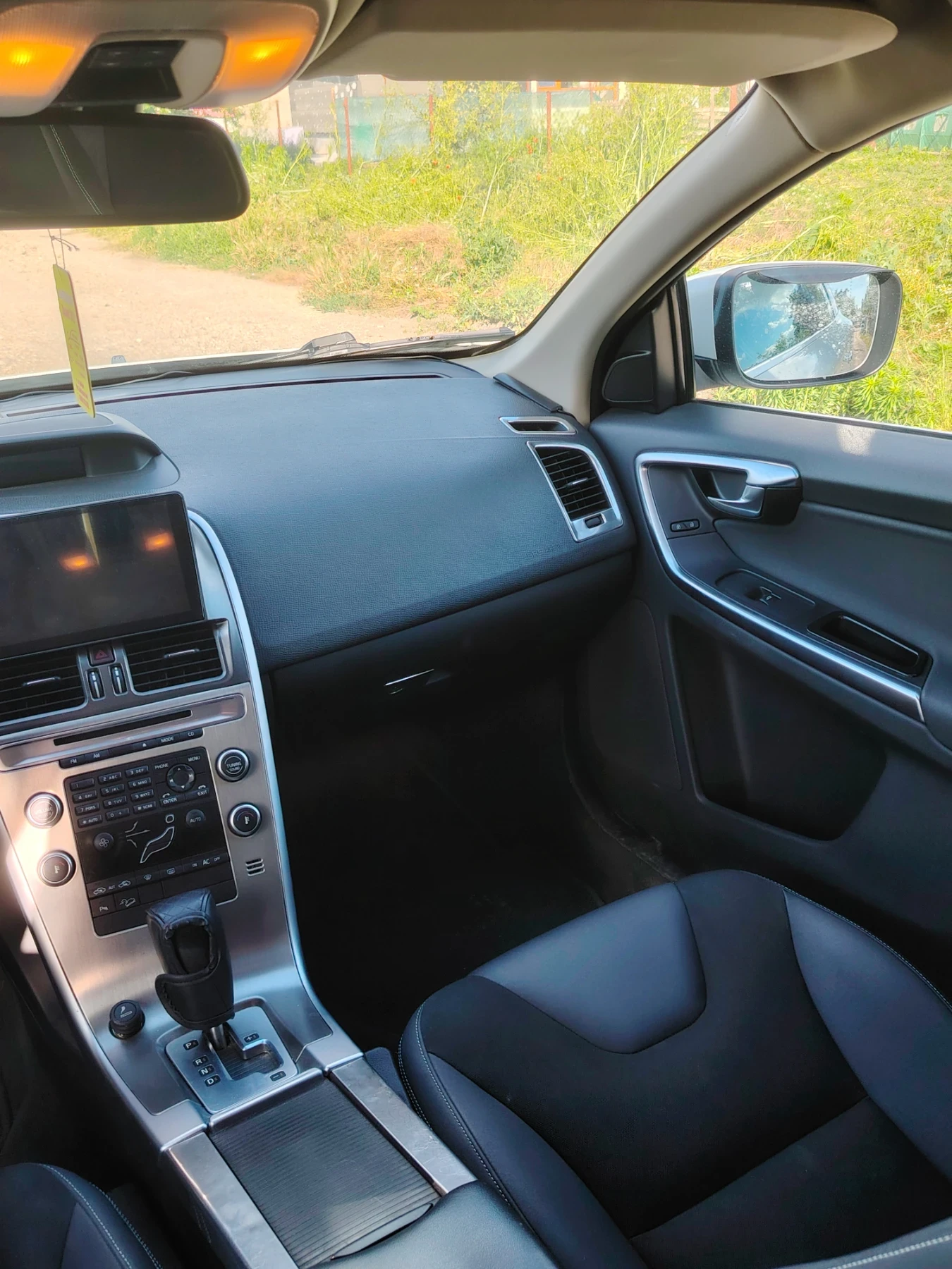 Volvo XC60, снимка 11 - Автомобили и джипове - 54932123