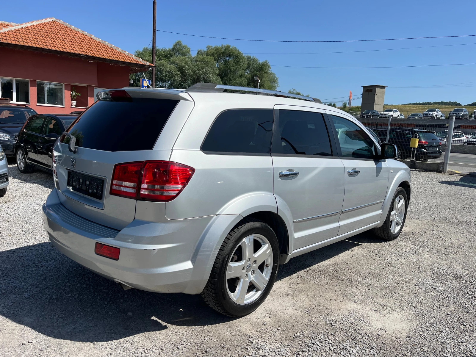 Dodge Journey 2.0TDI 7 места, снимка 4 - Автомобили и джипове - 55422782