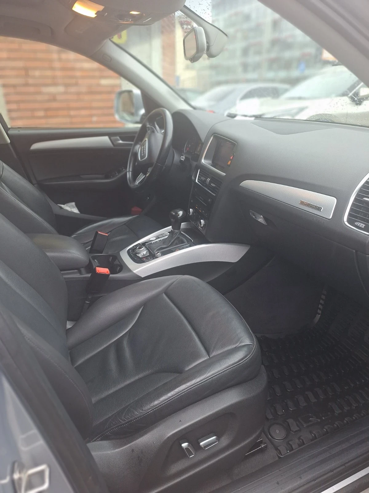 Audi Q5, снимка 9 - Автомобили и джипове - 56132864