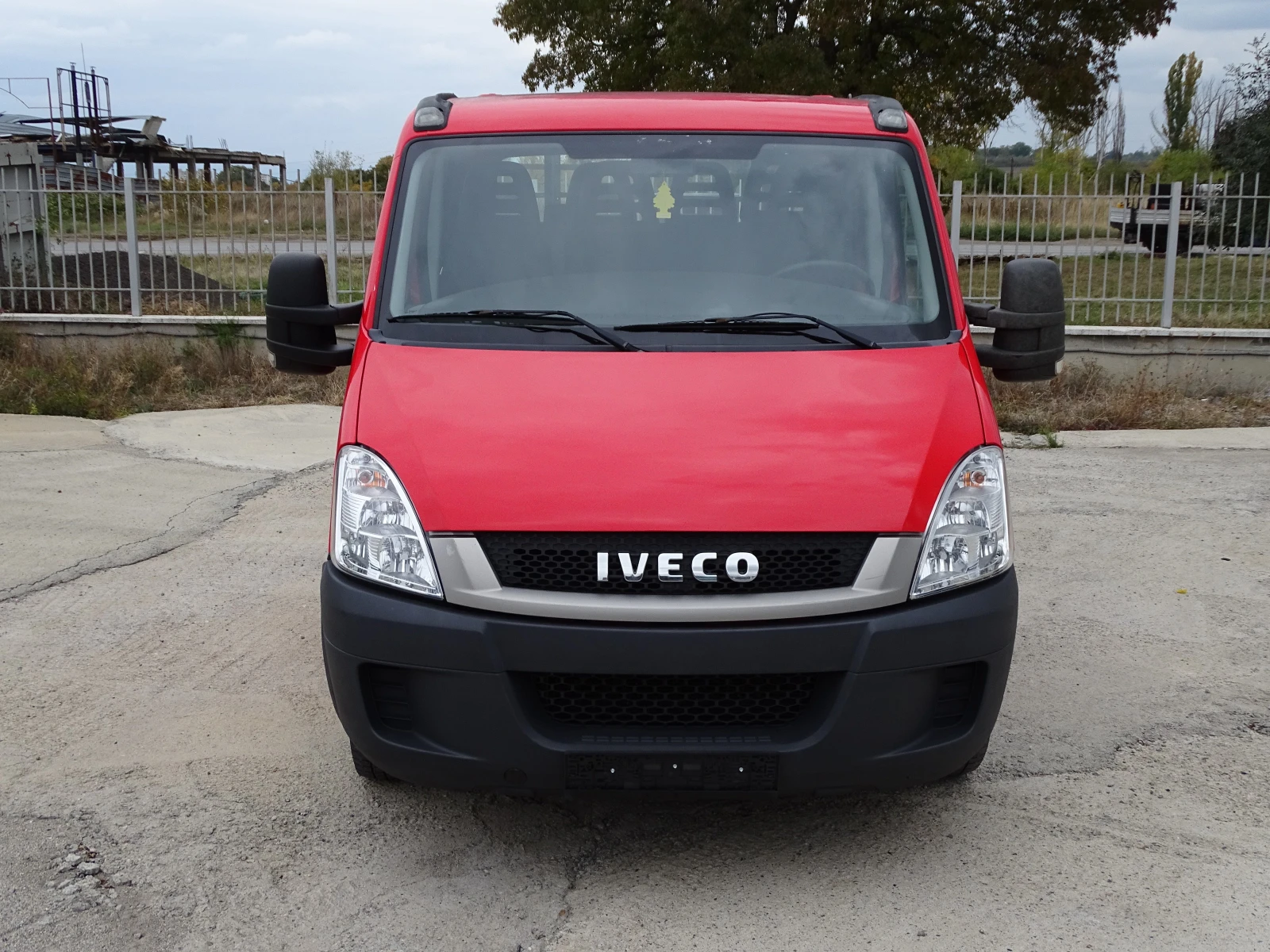 Iveco 35c15 3.0HPI  КАТ. * Б* 7-места - изображение 2