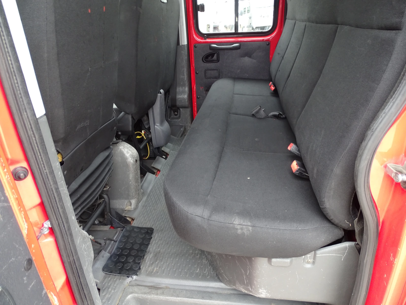 Iveco 35c15 3.0HPI  КАТ. * Б* 7-места - изображение 8