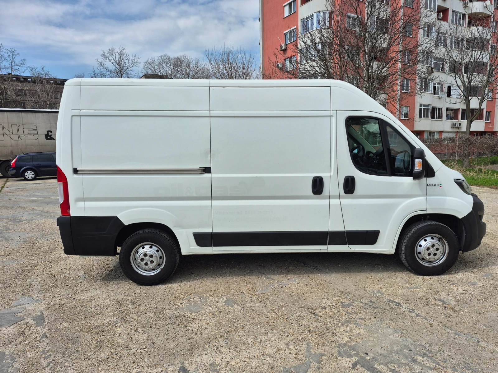 Peugeot Boxer КАТО НОВ, снимка 4 - Бусове и автобуси - 53972557