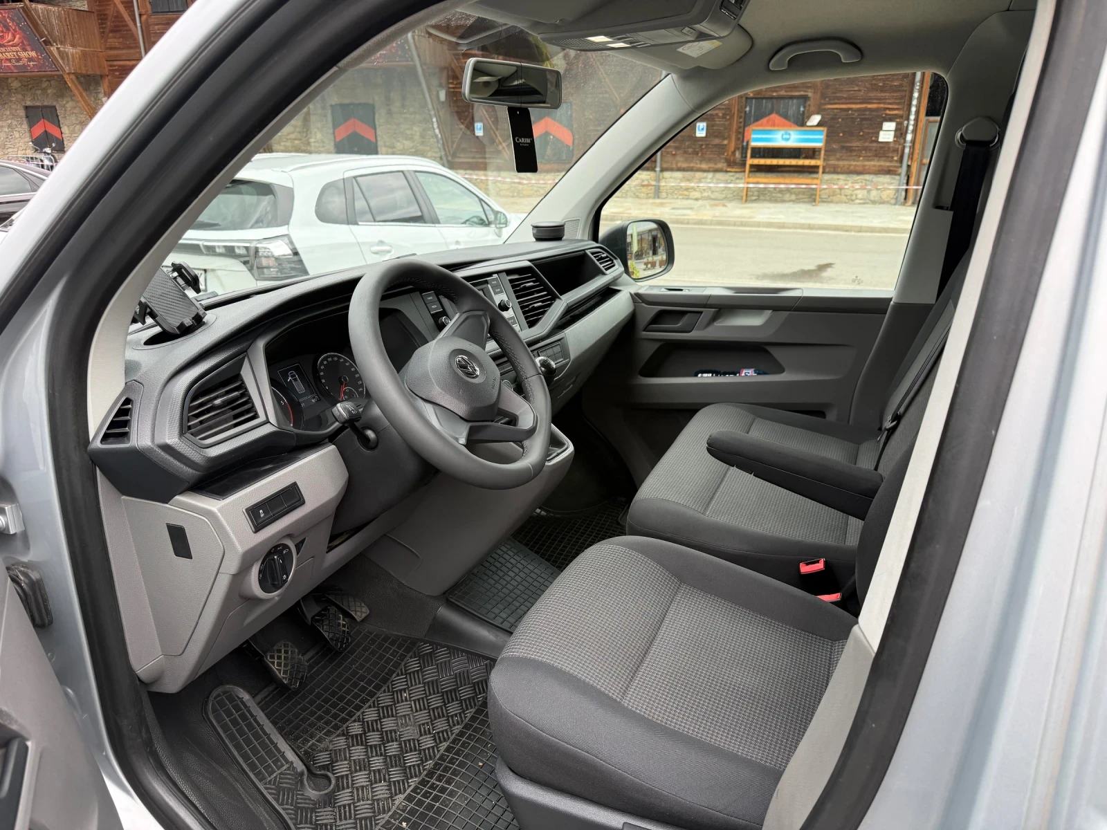 VW Transporter T6.1 4MOTION , снимка 9 - Бусове и автобуси - 55663319