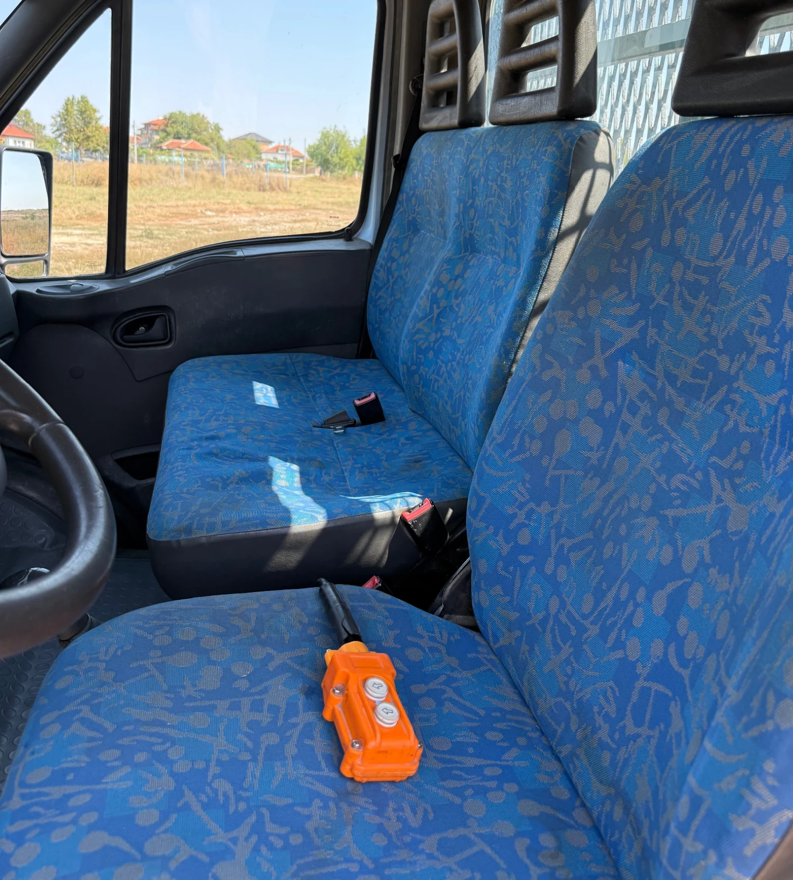 Iveco Daily 2.8Turbo Diesel 35C11, снимка 15 - Камиони - 55952637