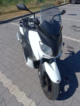  Yamaha X-max