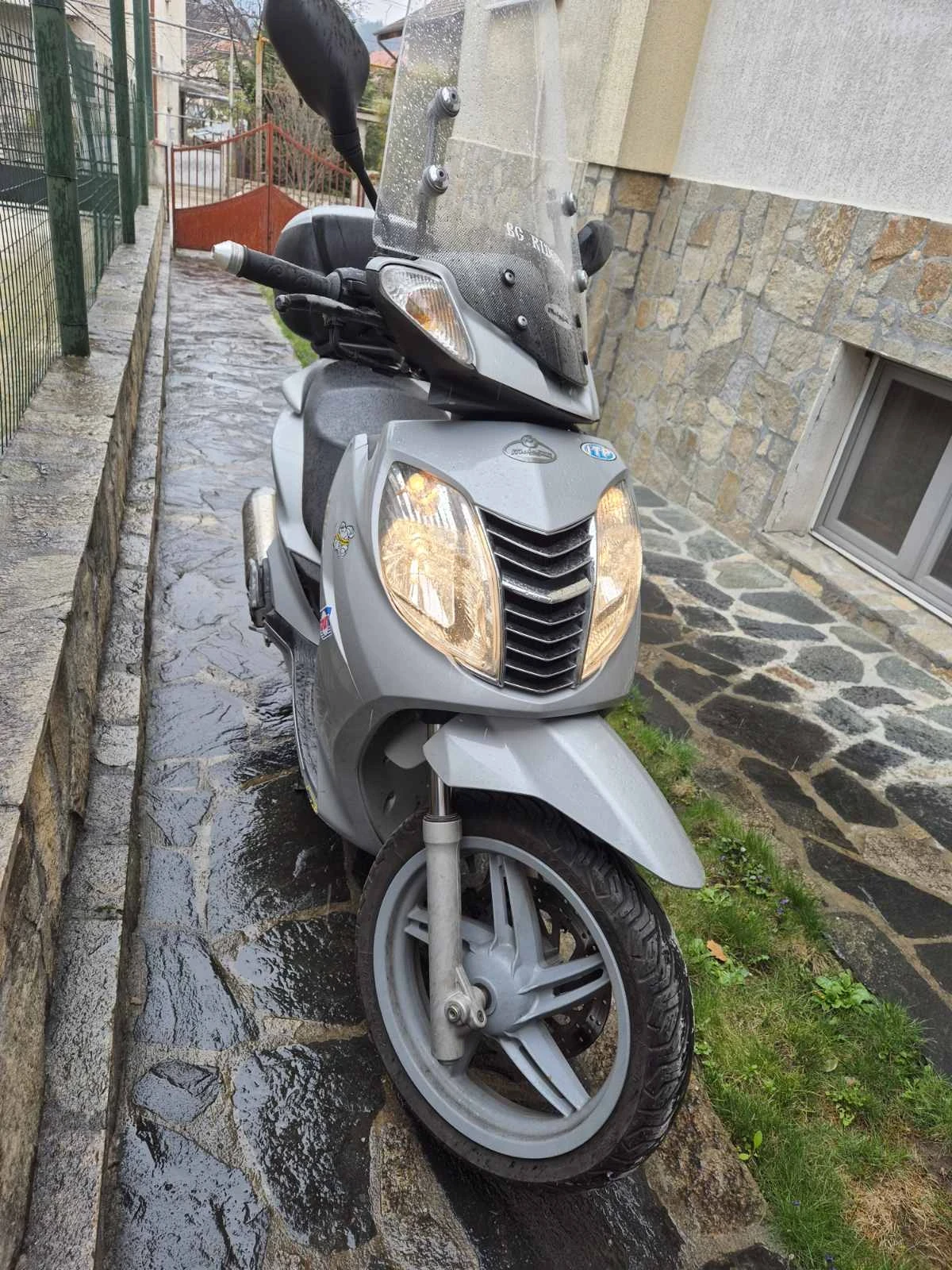 Malaguti Password 250CC - изображение 10