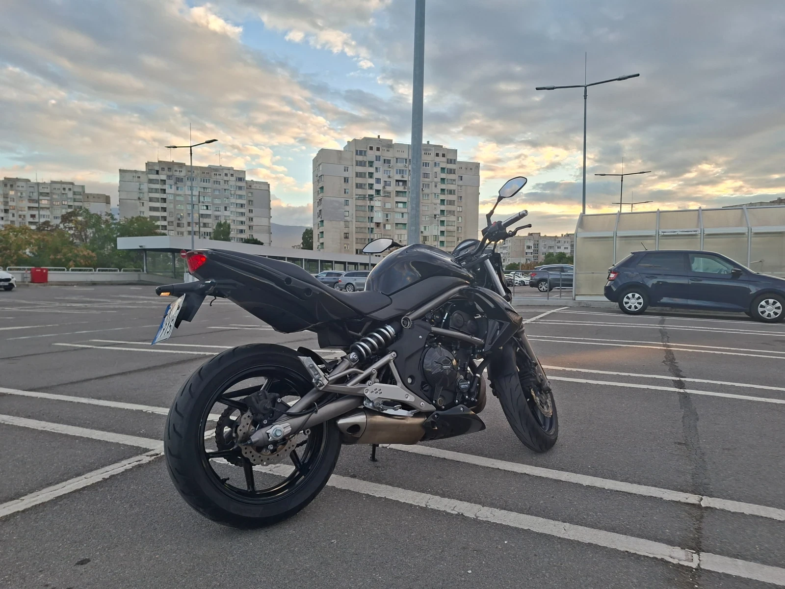 Kawasaki ER Kavazaki er-6 N A-2