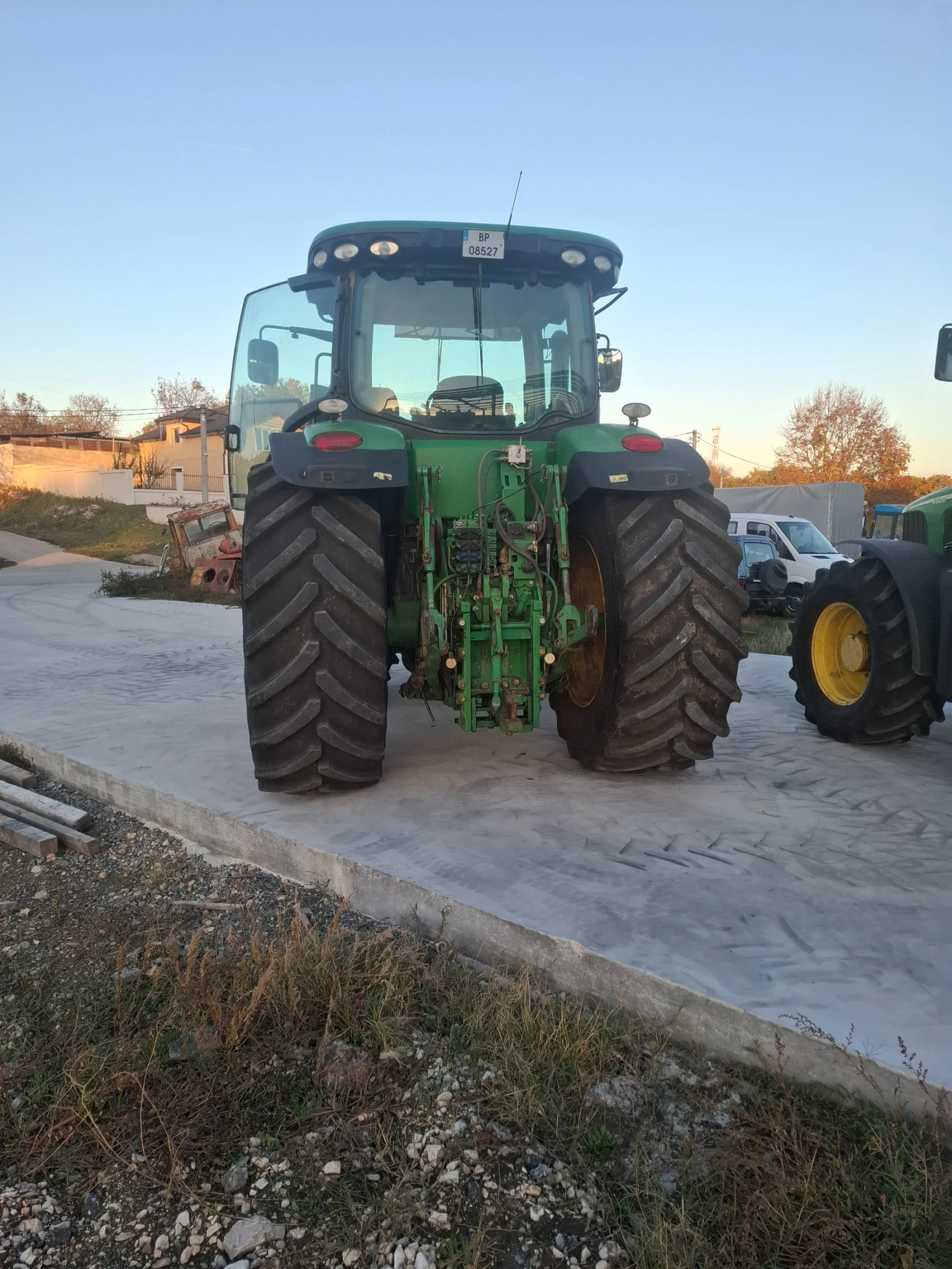 Трактор John Deere 7230r - изображение 4
