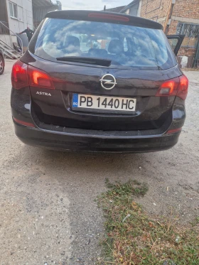 Opel Astra J, снимка 9