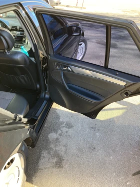 Mercedes-Benz C 180 - 2100 € / 4107.24 лв. - 53428509 14