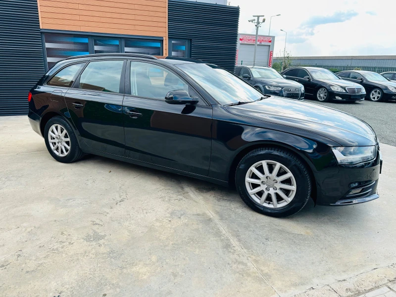 Audi A4 2.0 TDI//Navi, снимка 4 - Автомобили и джипове - 39545643