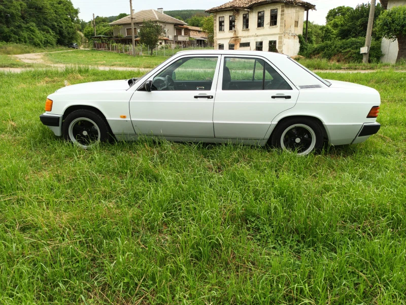 Mercedes-Benz 190, снимка 3 - Автомобили и джипове - 47983909