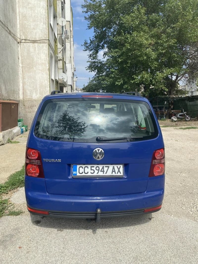 VW Touran 1.9 TDI, снимка 3 - Автомобили и джипове - 47470636