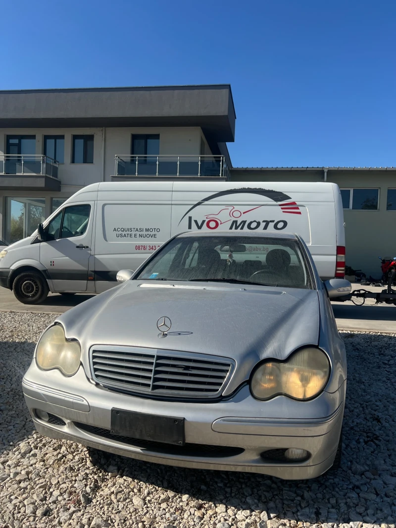 Mercedes-Benz C 200 Kompresor , снимка 4 - Автомобили и джипове - 47724733