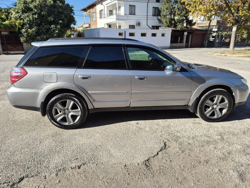 Subaru Outback 2.5 Italy, снимка 5 - Автомобили и джипове - 48896942