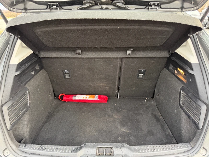 Ford Focus 1.5 Titanium, снимка 7 - Автомобили и джипове - 49212908