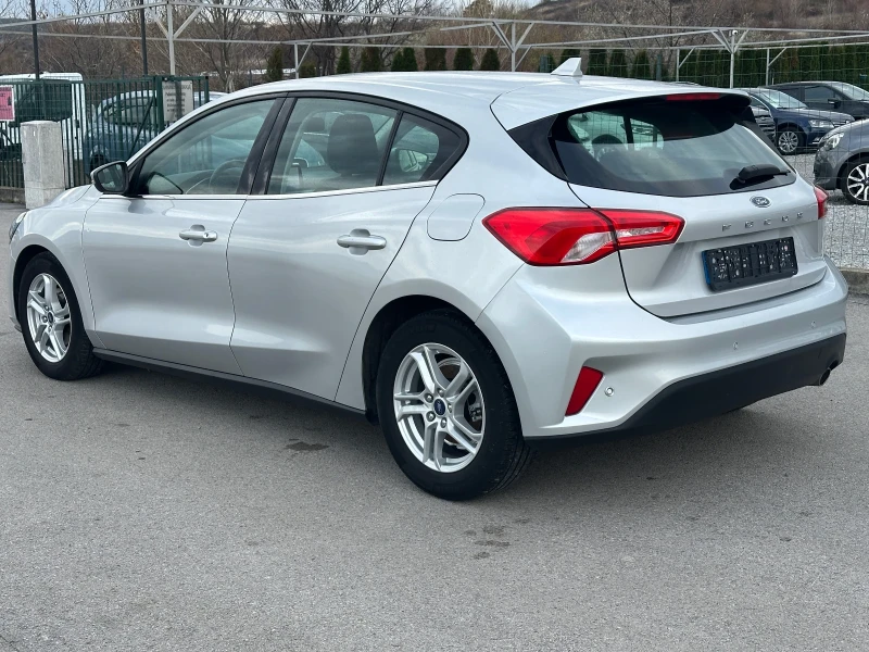 Ford Focus 1.5 Titanium, снимка 4 - Автомобили и джипове - 49212908