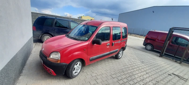 Renault Kangoo, снимка 6 - Автомобили и джипове - 49219388