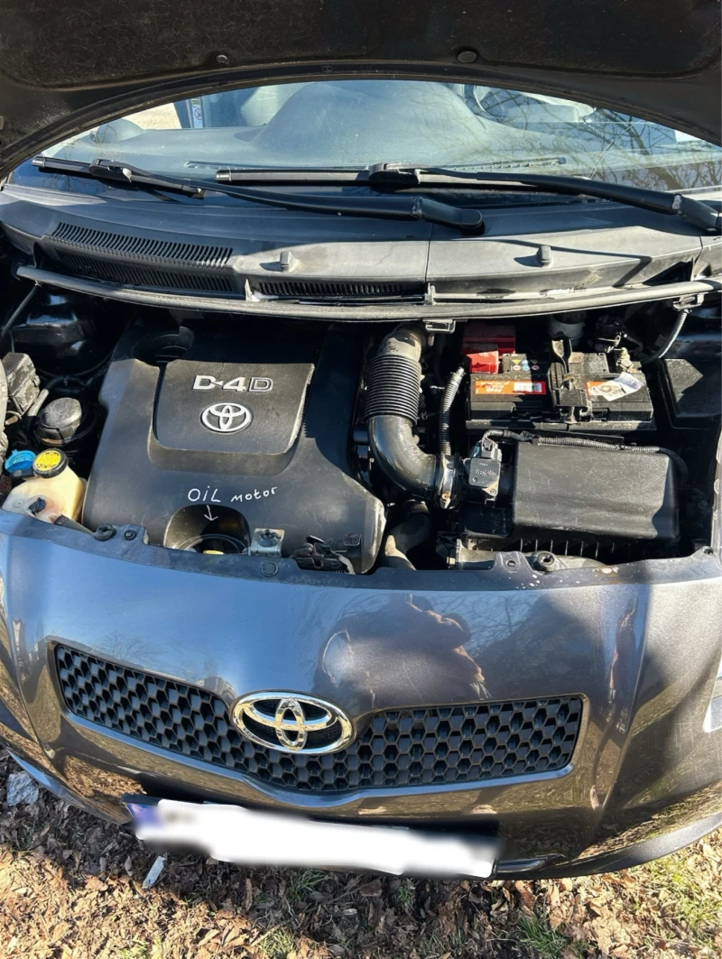 Toyota Yaris 1.4, снимка 14 - Автомобили и джипове - 49362495