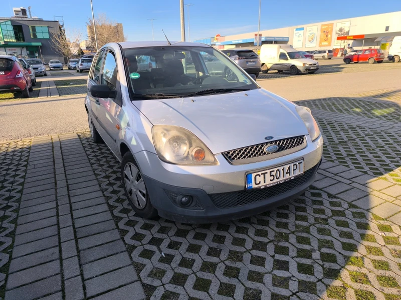 Ford Fiesta, снимка 1 - Автомобили и джипове - 49394037