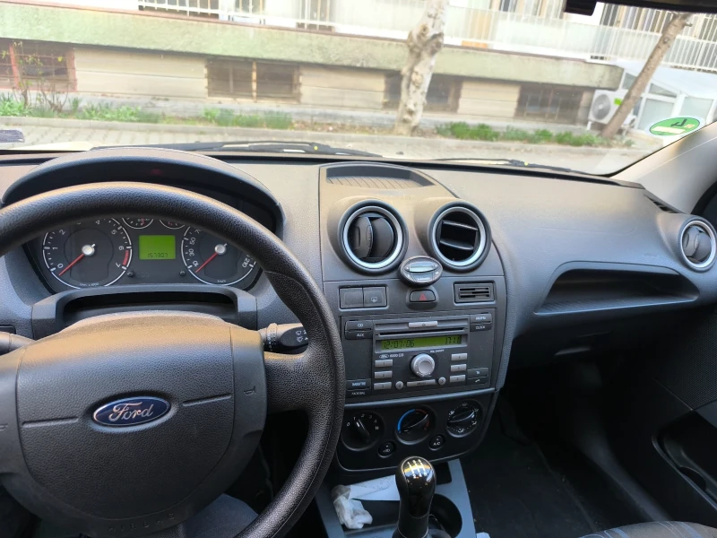 Ford Fiesta, снимка 5 - Автомобили и джипове - 49394037