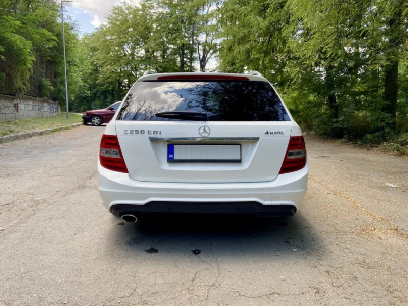 Mercedes-Benz C 250, снимка 3 - Автомобили и джипове - 52263893